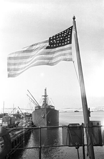 US and British ships in Murmansk