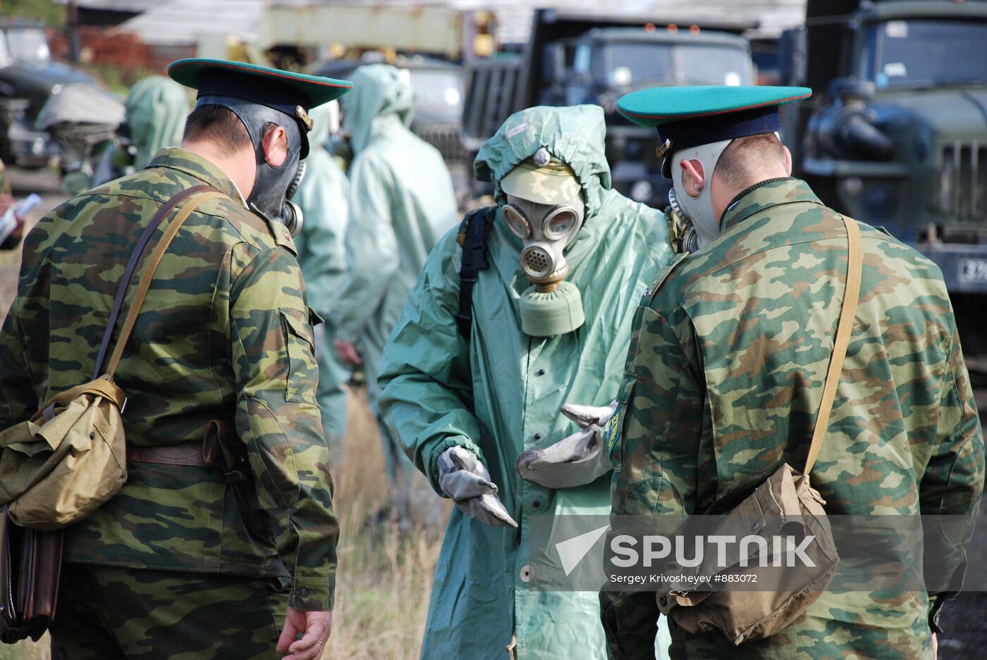 Chemical and nuclear warfare defense exercises