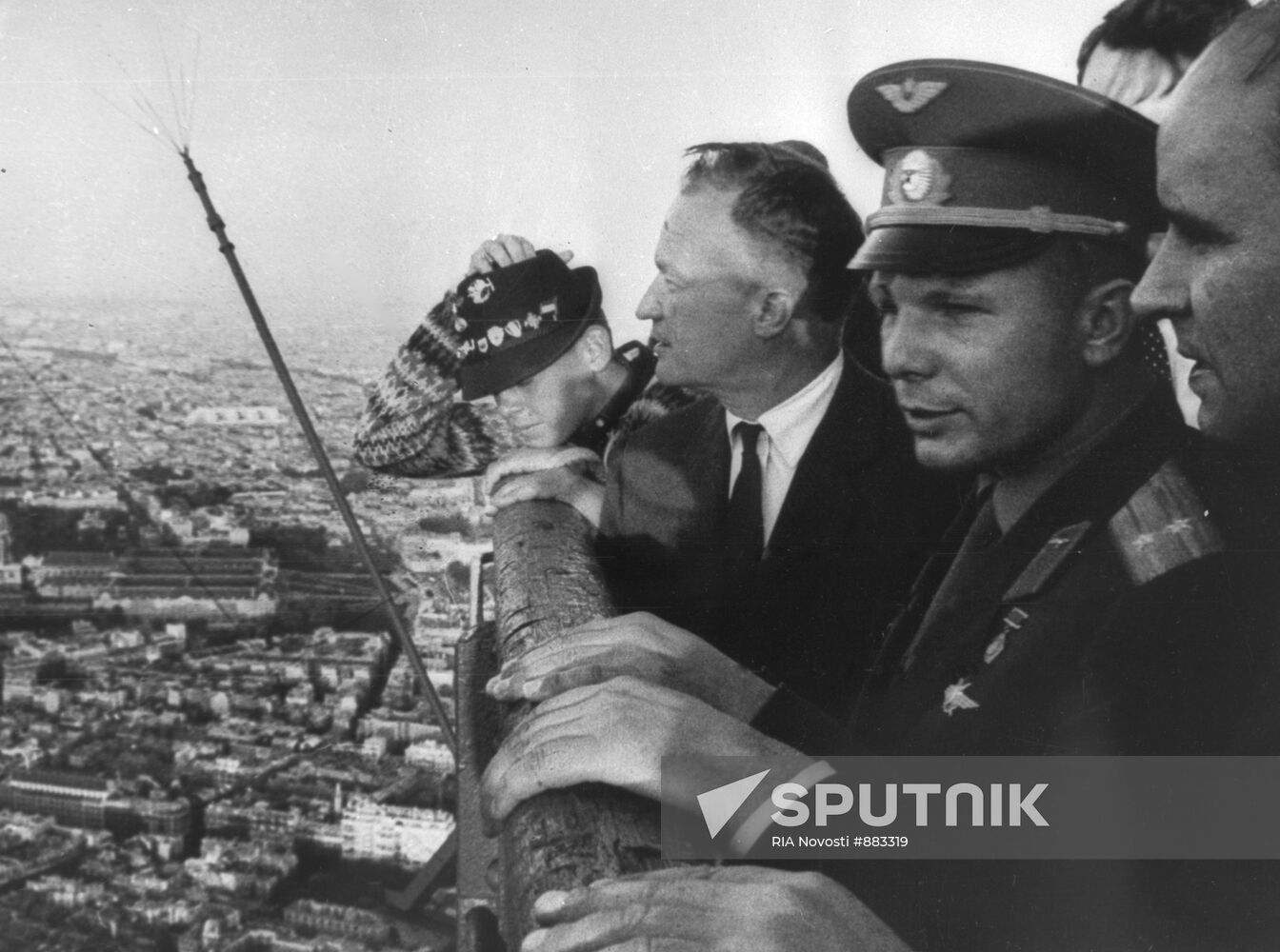 Yuri Gagarin visits Paris