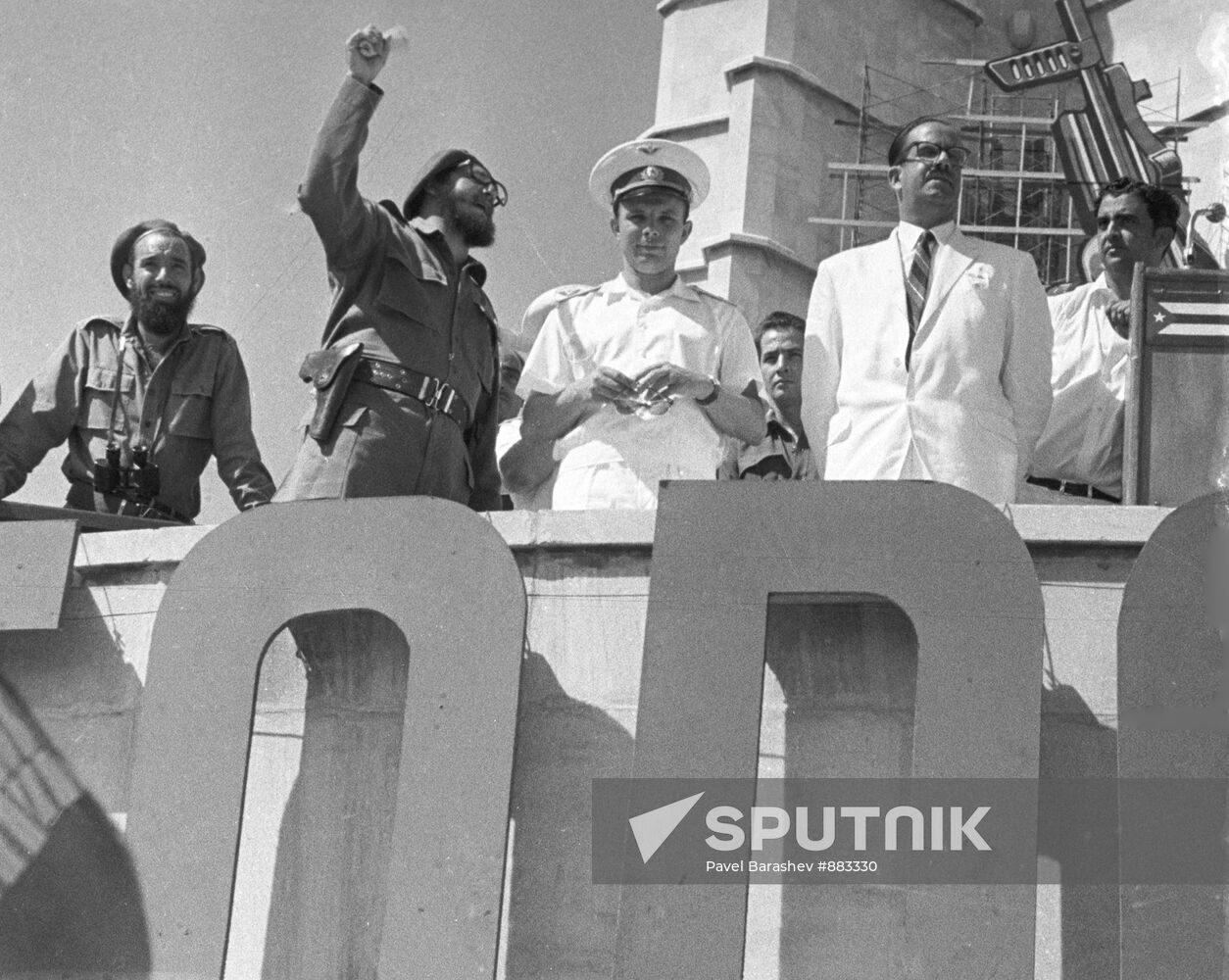 Fidel Castro, Yuri Gagarin, Osvaldo Dorticos Torrado