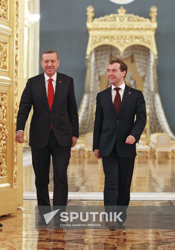 Recep Tayyip Erdogan visits Moscow