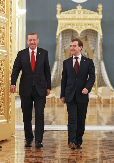 Recep Tayyip Erdogan visits Moscow