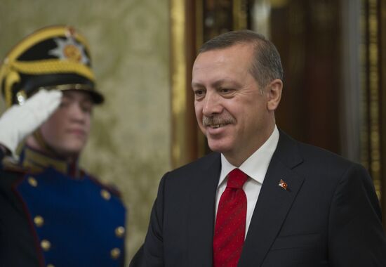 Recep Tayyip Erdogan visits Moscow