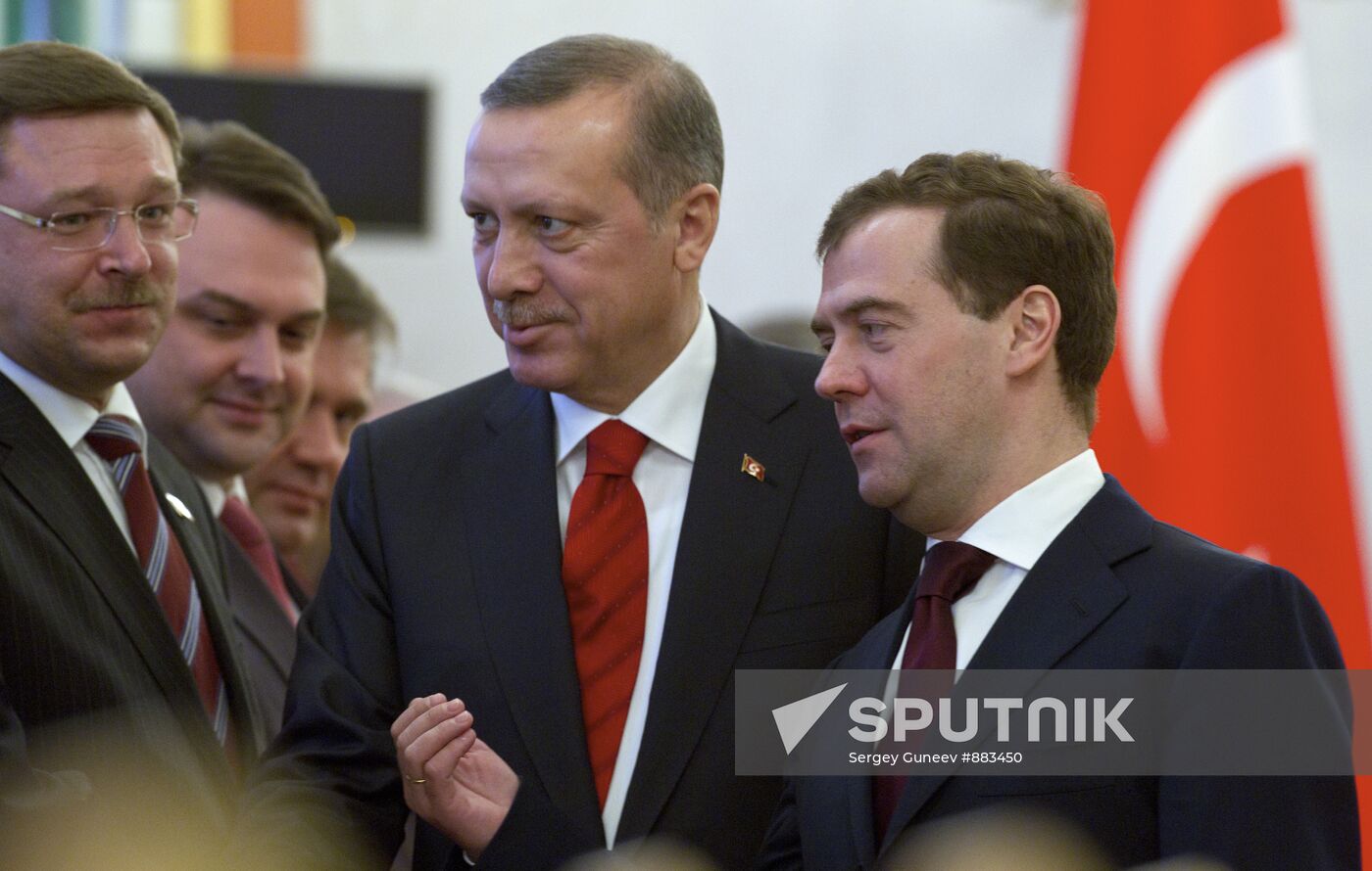 Recep Tayyip Erdogan visits Moscow