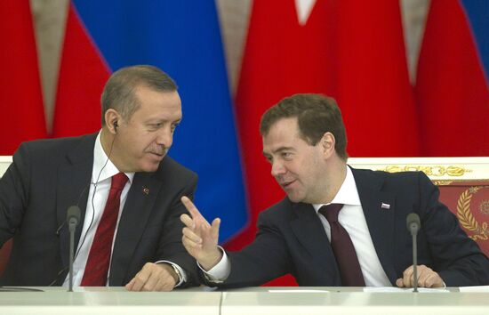 Recep Tayyip Erdogan visits Moscow