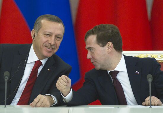 Recep Tayyip Erdogan visits Moscow