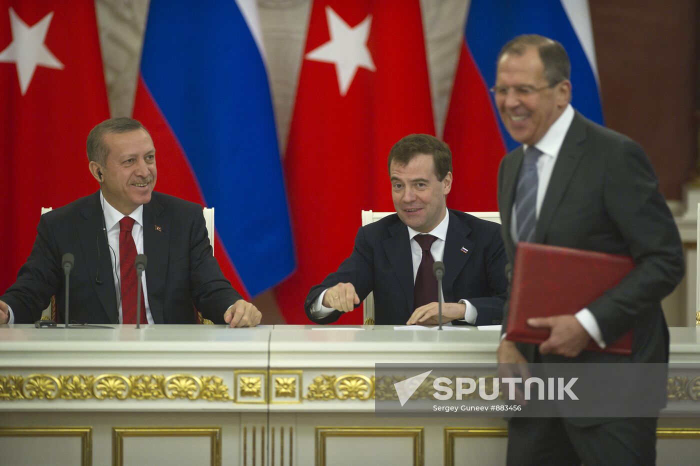 Recep Tayyip Erdogan visits Moscow