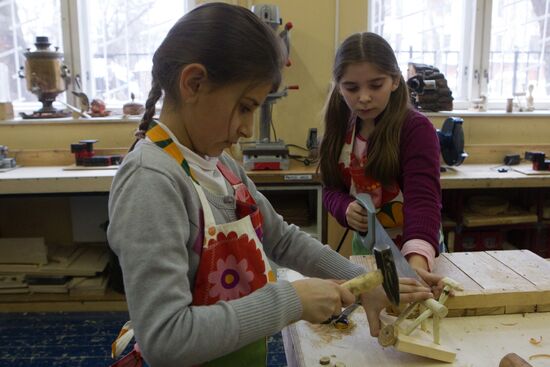 Testing Russia's new primary school curriculum