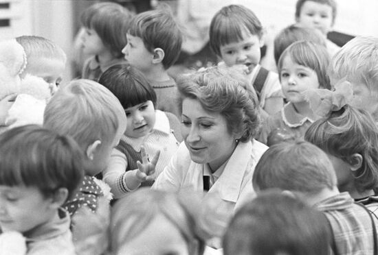 Doctor Vasilevich with child care center children