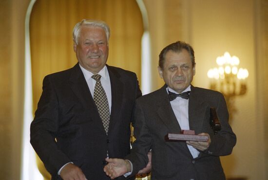Russian President Boris Yeltsin, poet Vladimir Sokolov