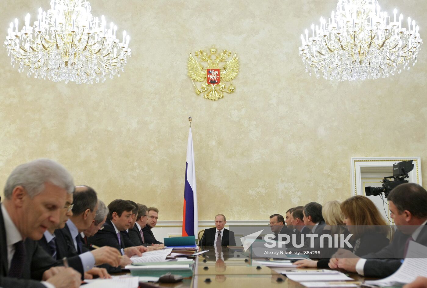 Vladimir Putin chairs Government Presidium meeting