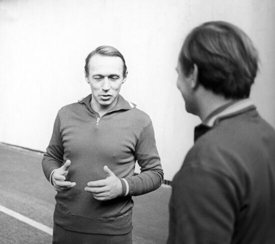 Trainer at Higher coaching course Gennagy Smirnov