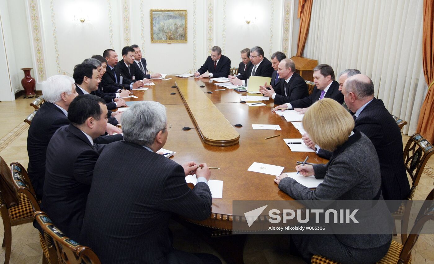 Vladimir Putin meeting with Almazbek Atambayev