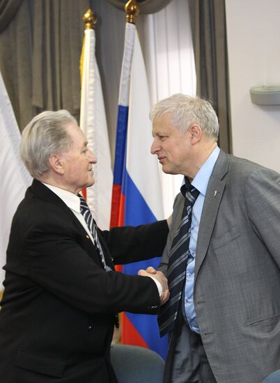 Alexei Paramonov, Sergei Fursenko