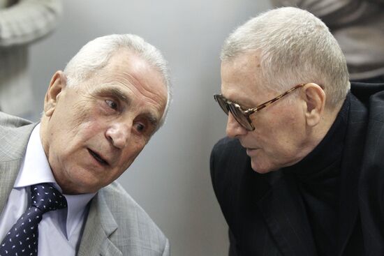 Anzor Kavazashvili, Viktor Ponedelnik