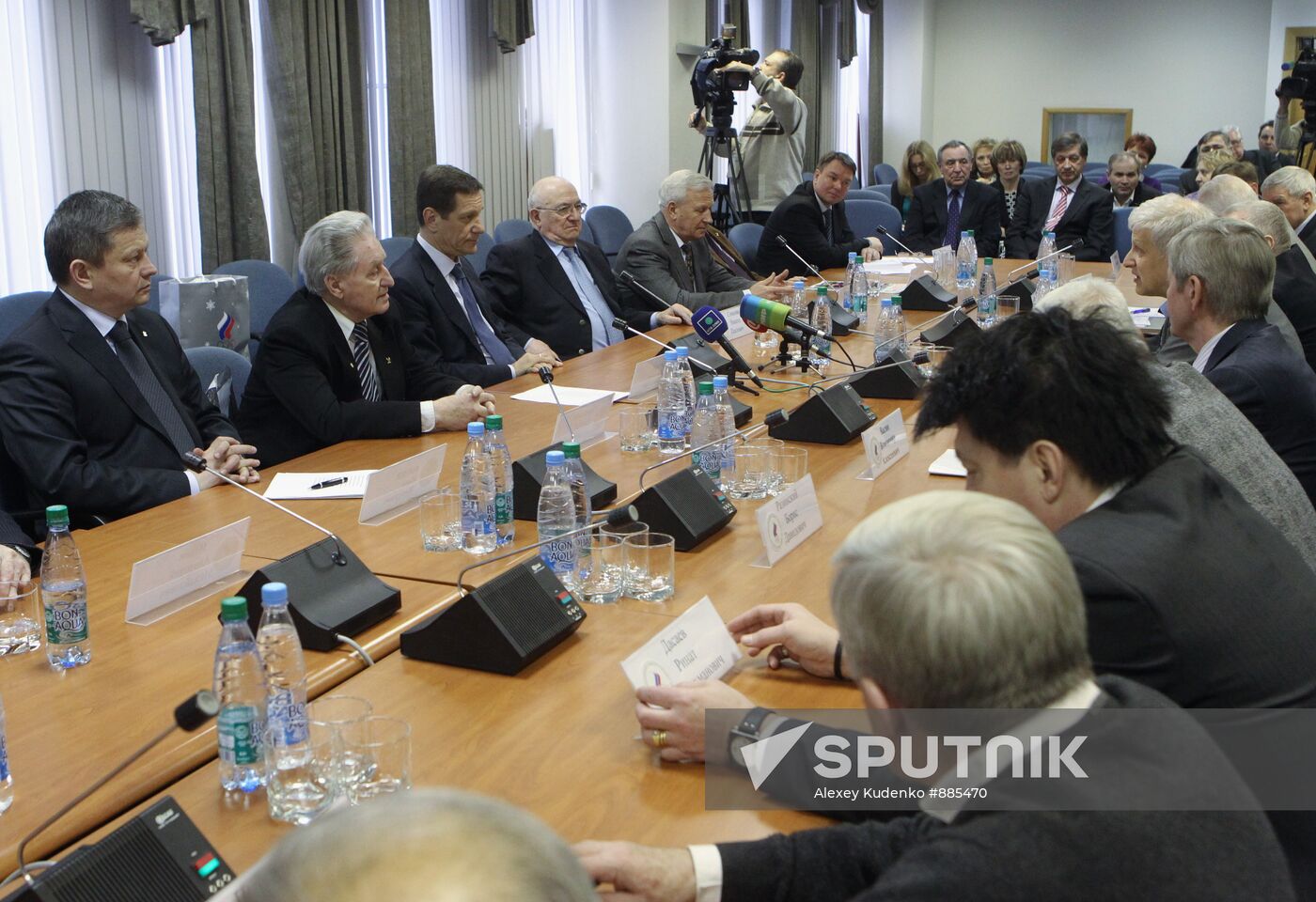 Meeting of ROC President Alexander Zhukov with football veterans