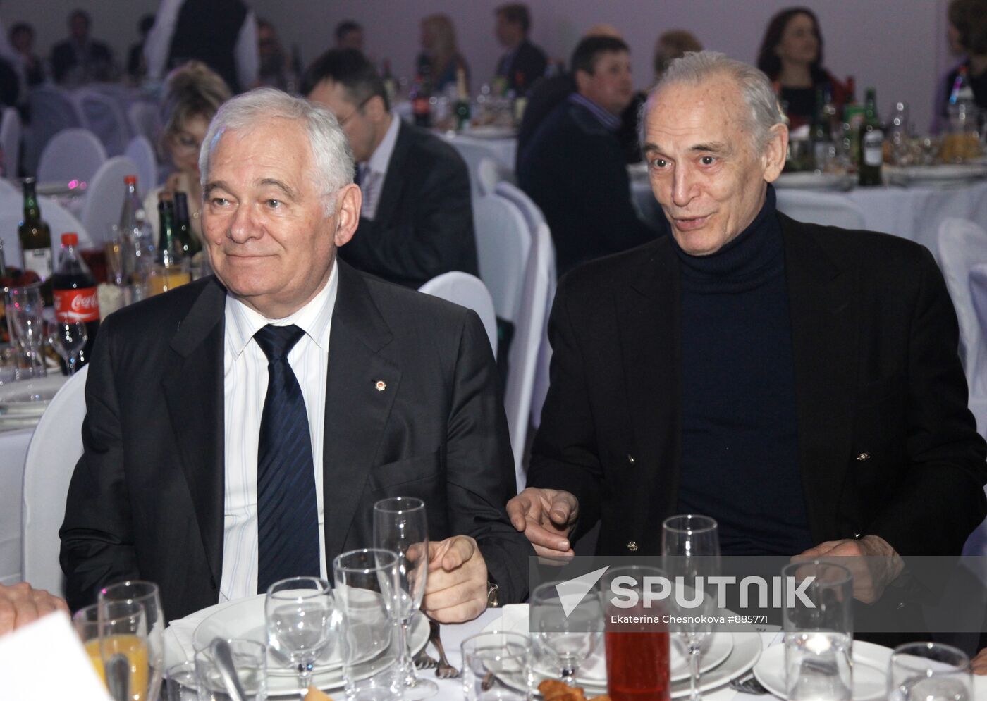 Leonid Roshal, Vasily Lanovoy