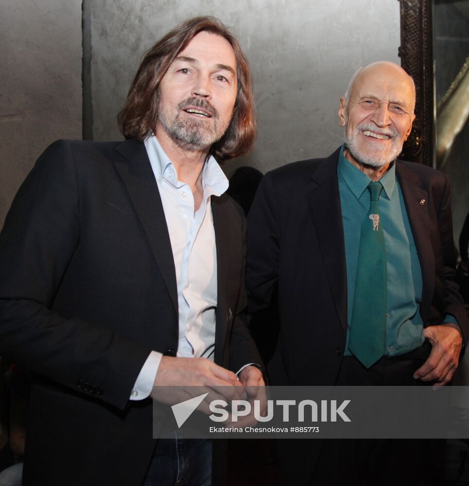 Nikas Safronov and Nikolai Drozdov