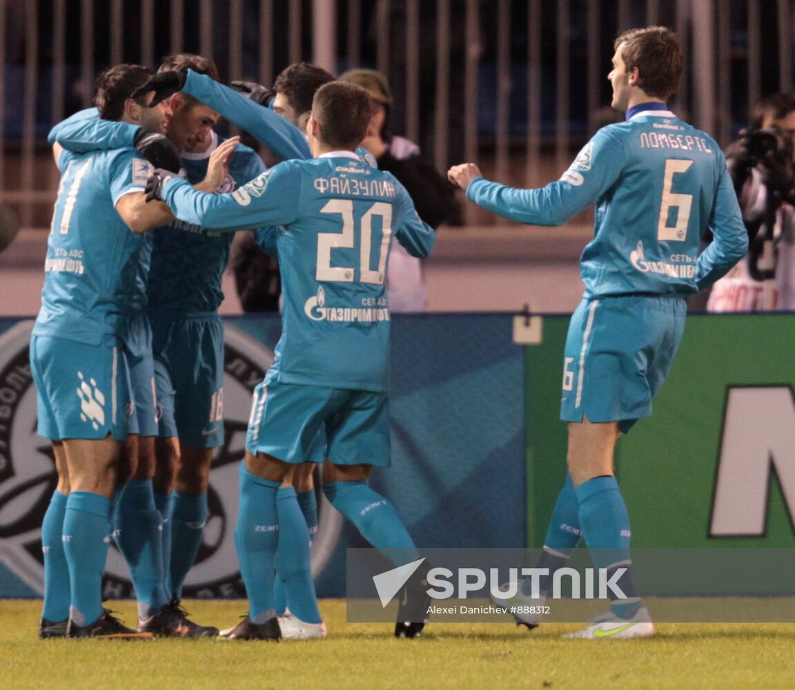 Football. RFPL. Match Zenit - Anji