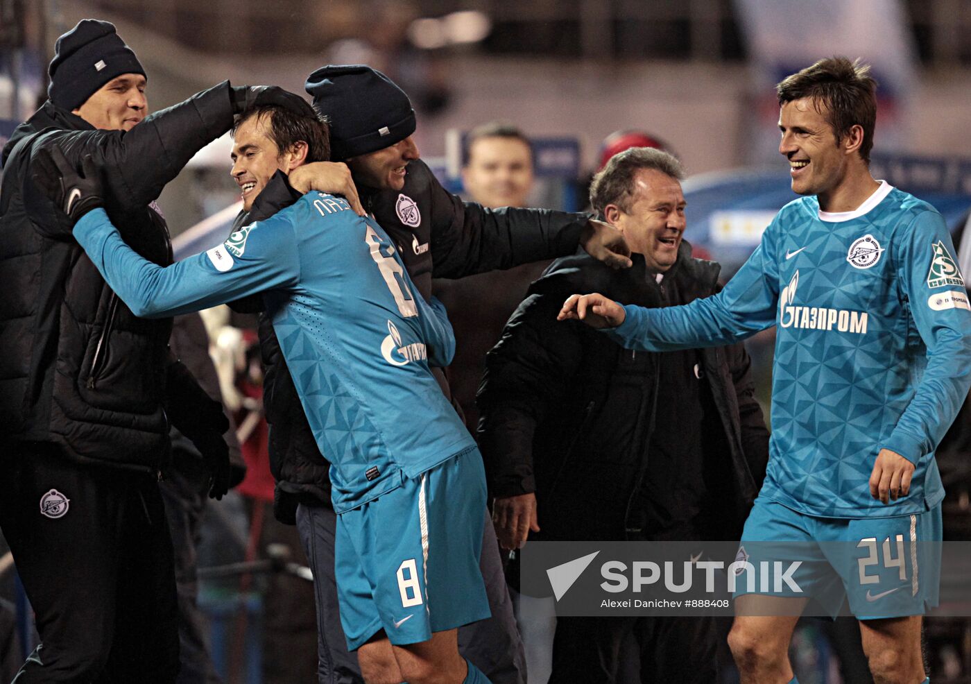 Football. RFPL. Match Zenit - Anji