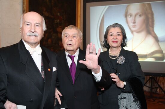 Vladimir Zeldin, Yury Lyubimov and his wife Catalina