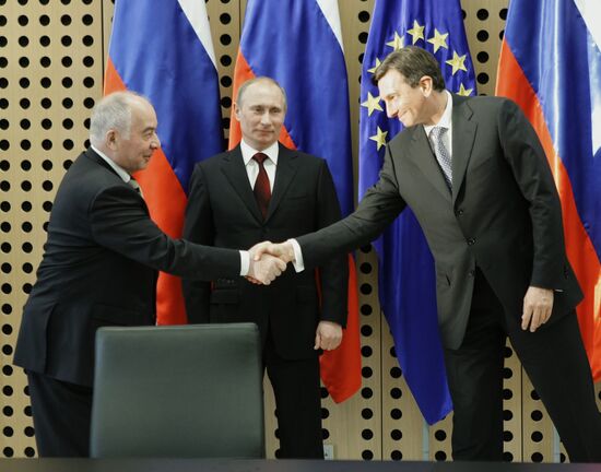 Vladimir Putin visits Slovenia