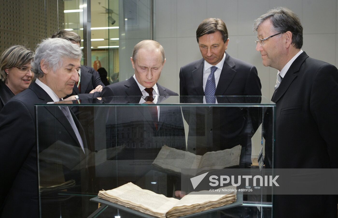 Vladimir Putin visits Slovenia