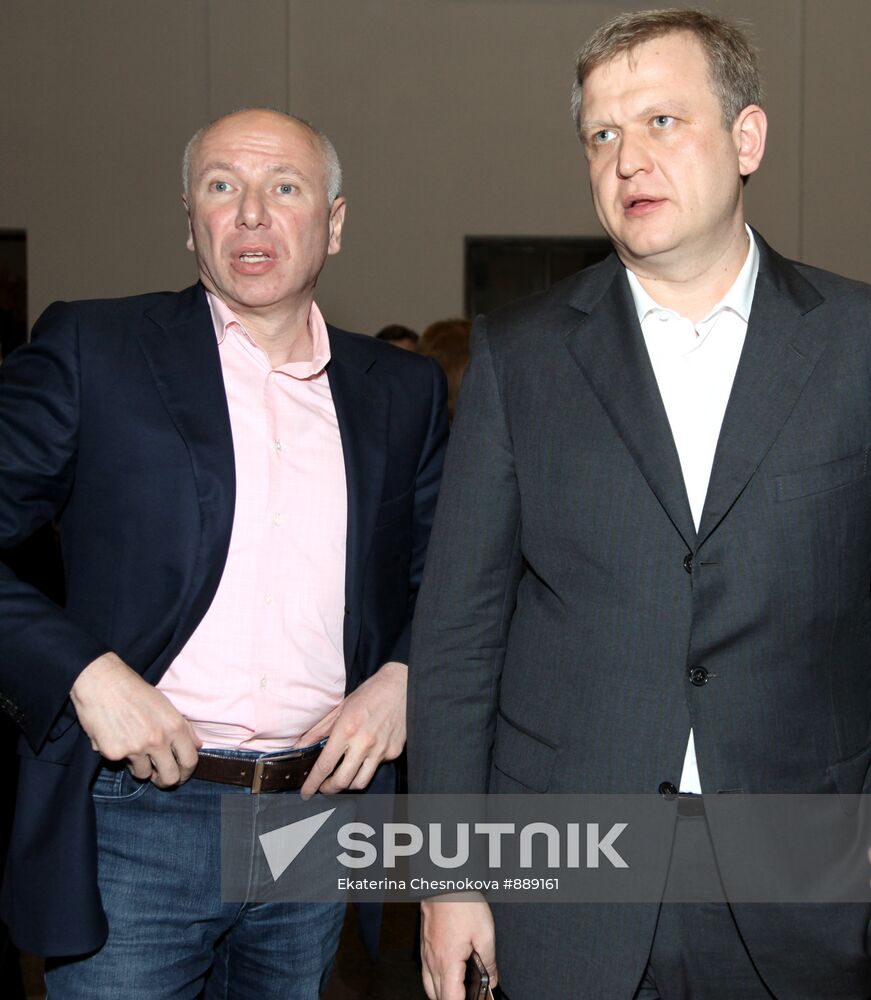 David Davidovich, Sergei Kapkov