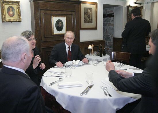 Vladimir Putin visits Slovenia