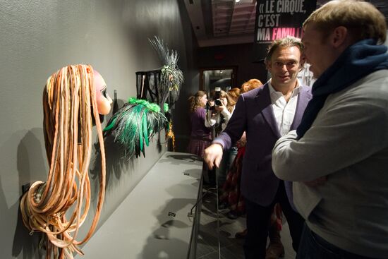 Cirque du Soleil costumes exhibition "The Dream Weavers"