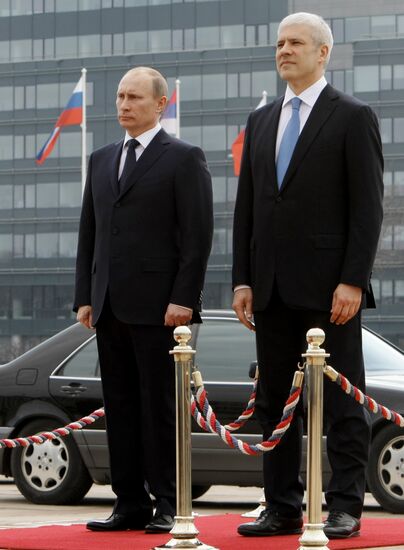 Vladimir Putin visits Serbia
