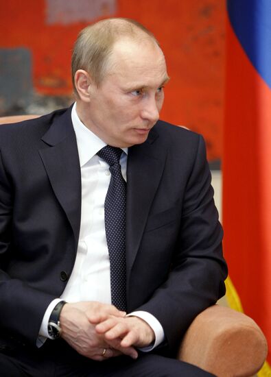 Vladimir Putin visits Serbia