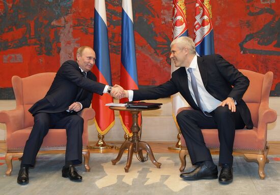 Vladimir Putin visits Serbia