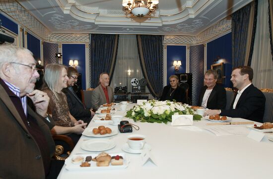 Dmitry Medvedev meets with Deep Purple band members