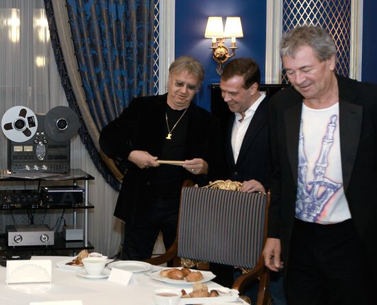 Dmitry Medvedev meets with Deep Purple band members