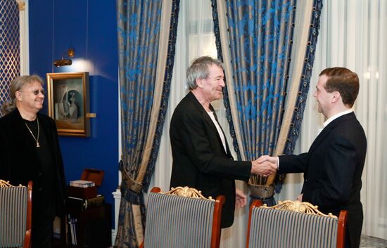 Dmitry Medvedev meets with Deep Purple band members