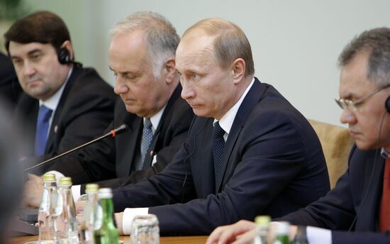 Vladimir Putin visits Serbia
