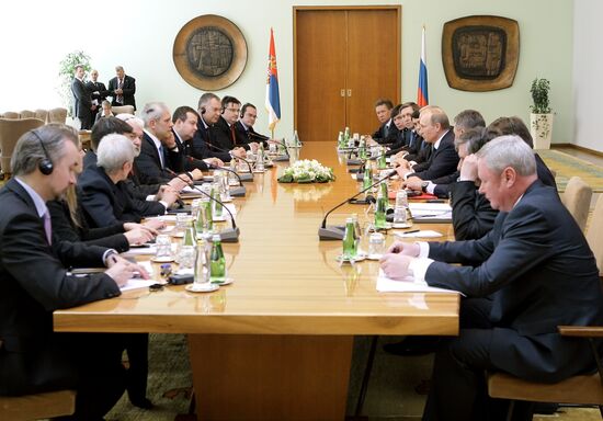 Vladimir Putin visits Serbia