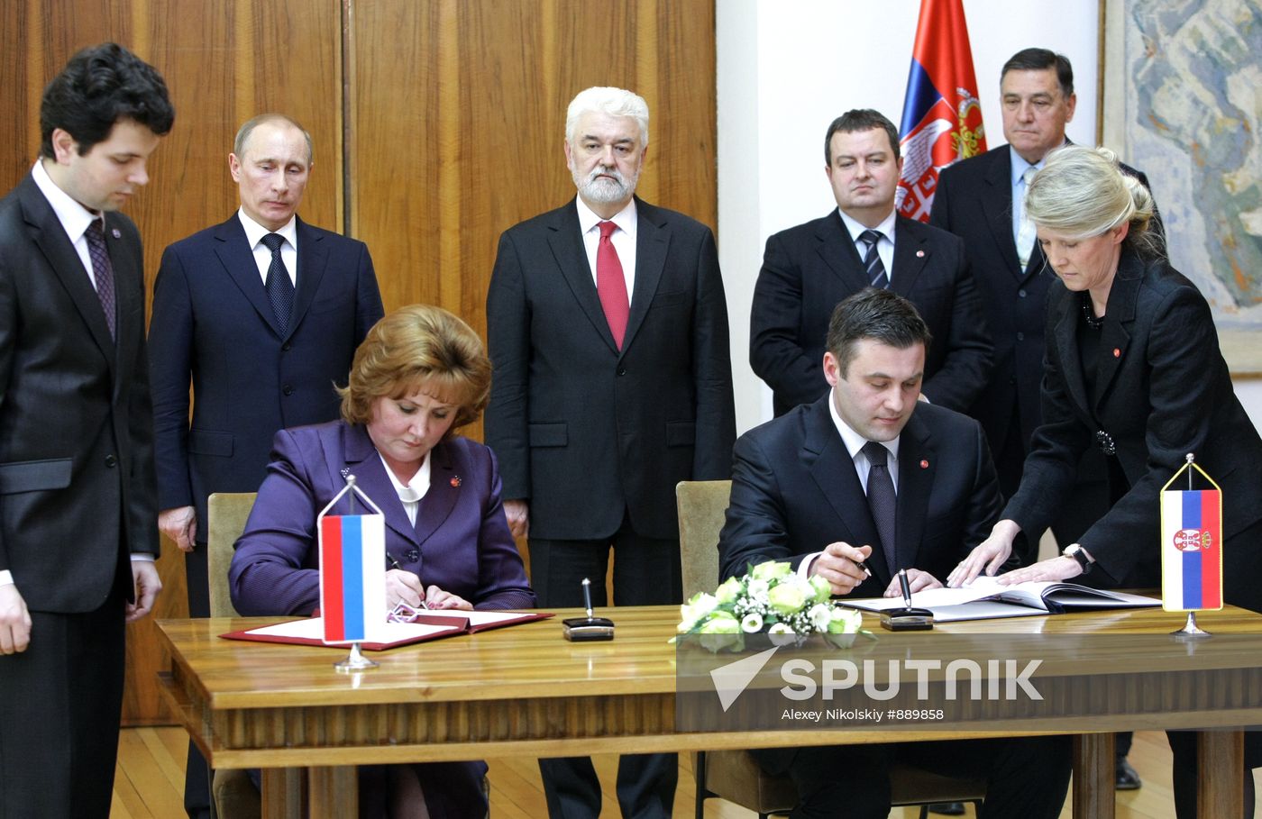 Vladimir Putin visits Serbia