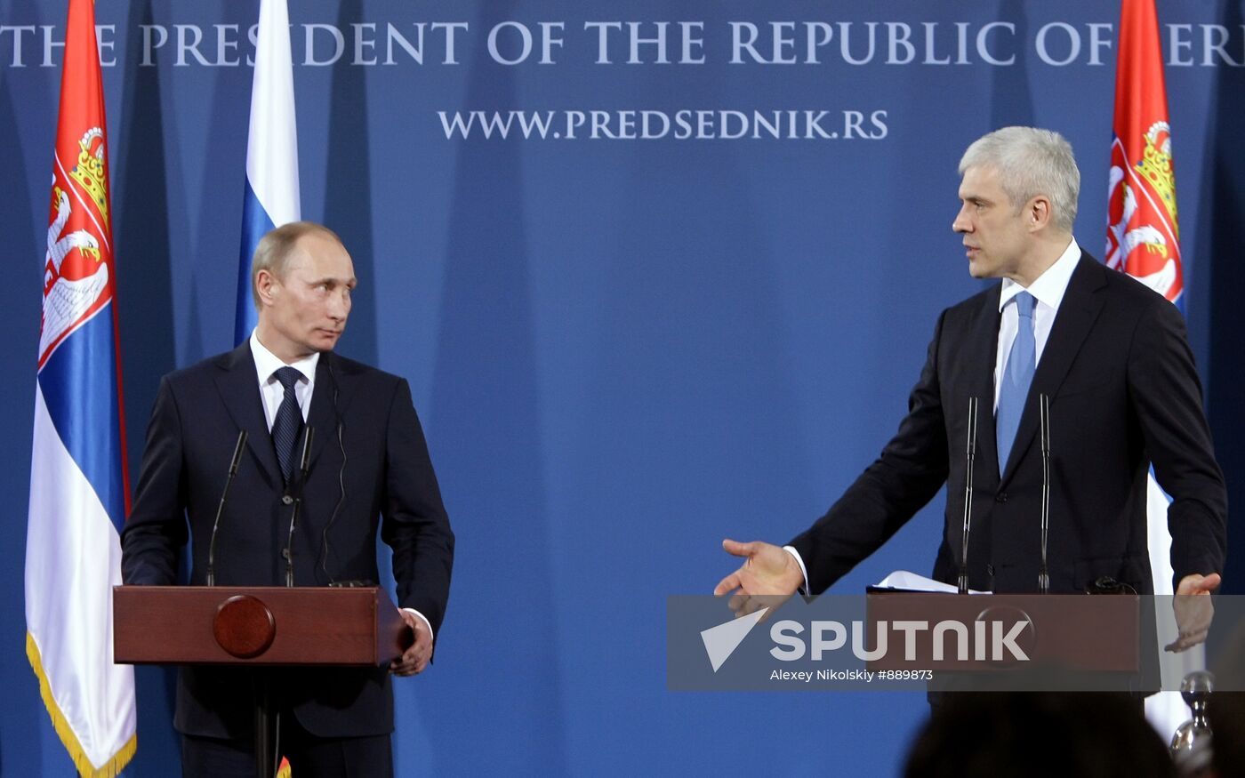 Vladimir Putin visits Serbia