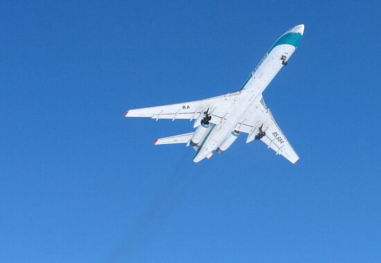 Tu-154 which made emergency landing in Komi leaves for Samara