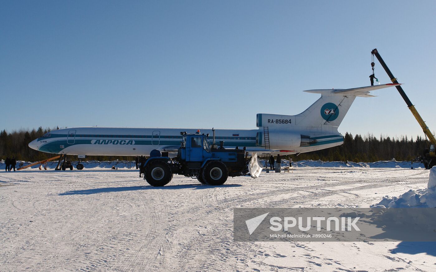 Tu-154 which made emergency landing in Komi leaves for Samara