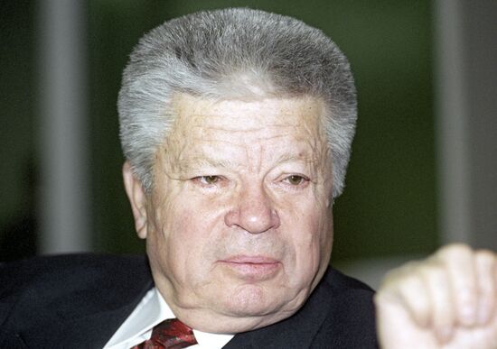 Svyatoslav Fyodorov