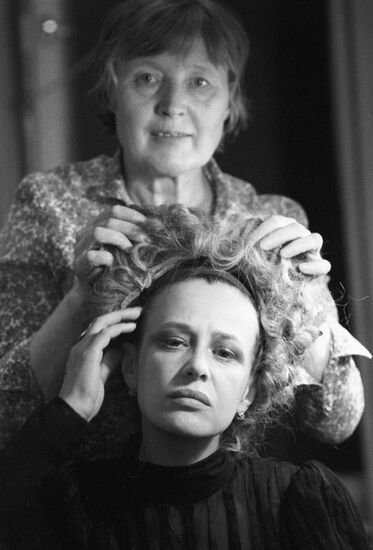 Actress Marina Neyolova