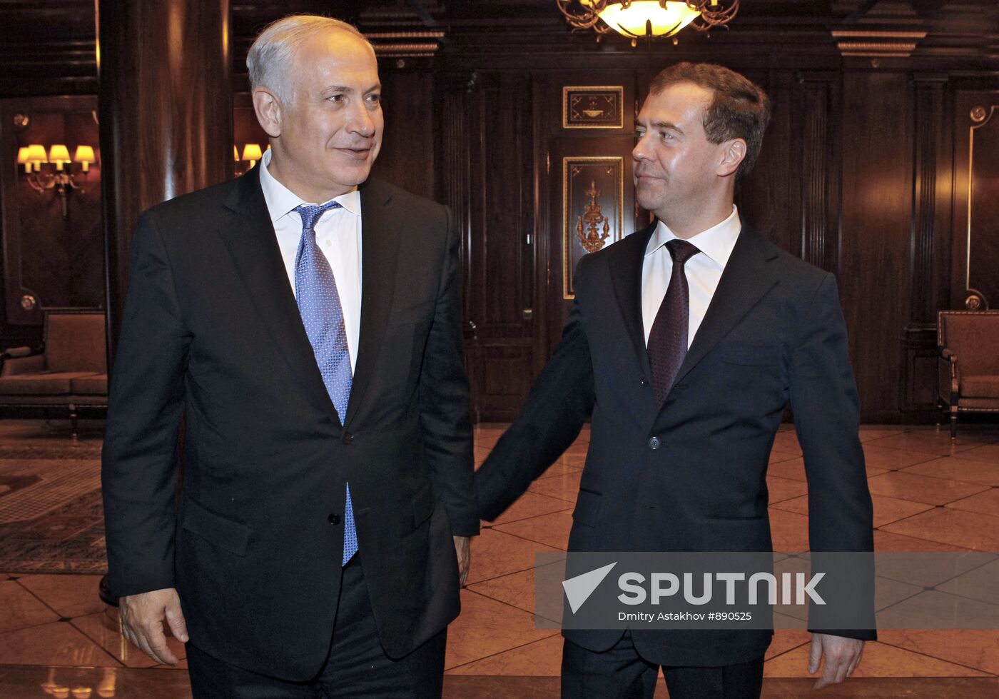 Dmitry Medvedev meets Benjamin Netanyahu