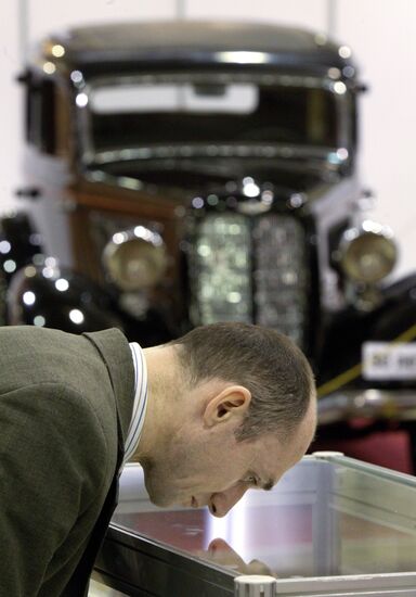 Oldtimer Gallery exhibition opens in Moscow