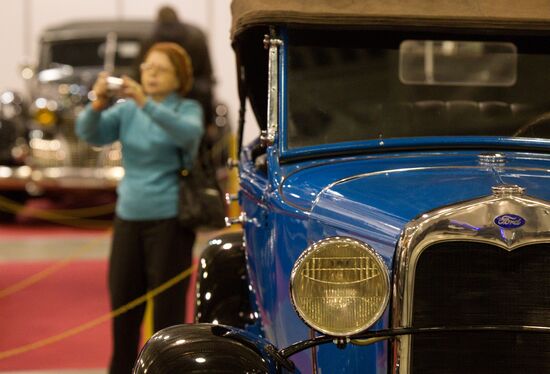 Oldtimer Gallery exhibition opens in Moscow