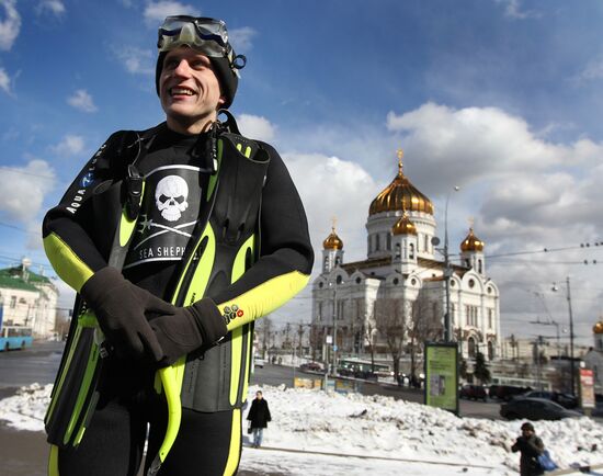 Rally of Moscow divers "Give us Egypt Back"