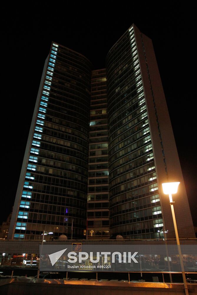 Moscow mayor's office building without illumination
