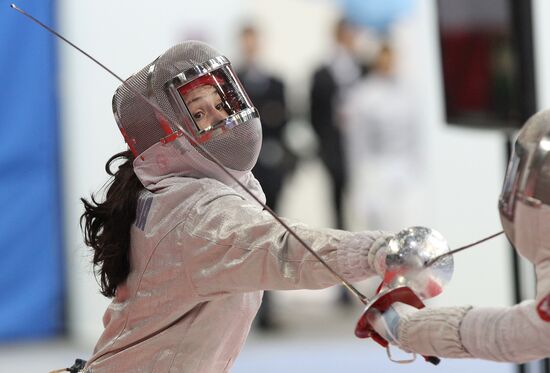 Viktoria Kovalyova and Ji Yeon Seo